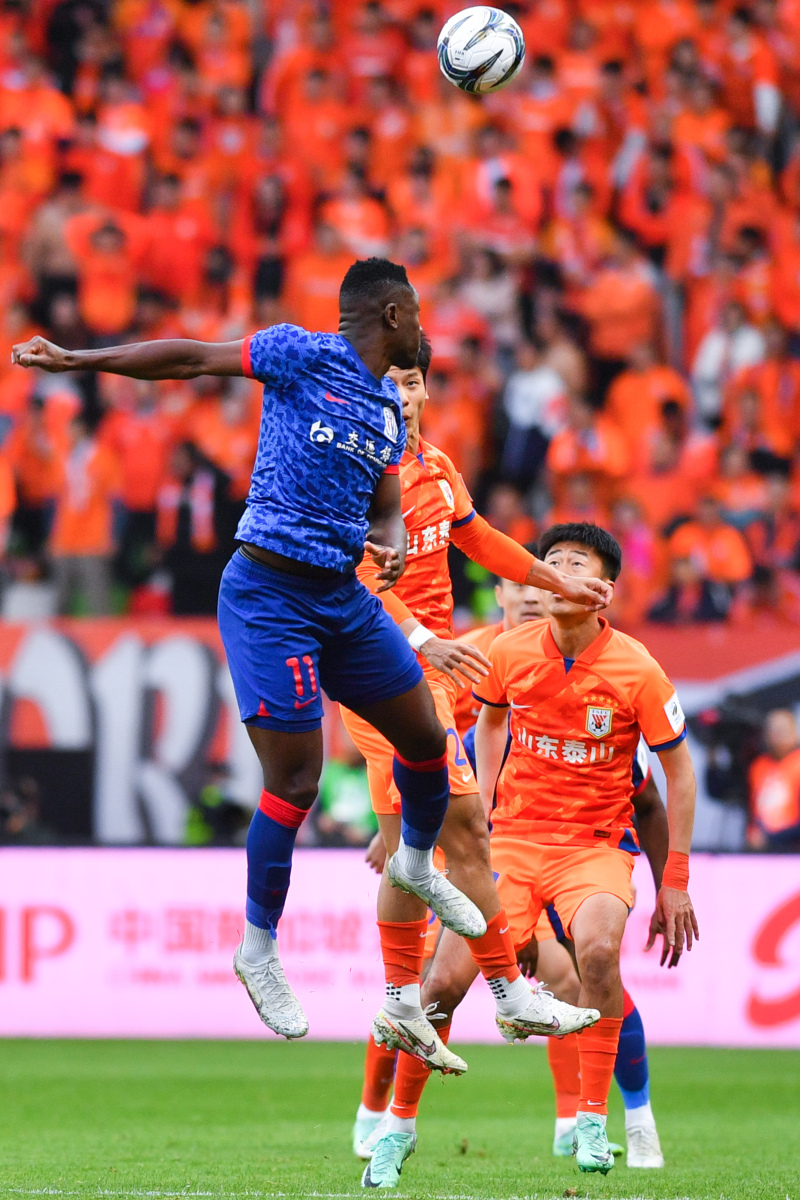 包含贝尔加莫球员连续进球，成为球队最大惊喜的词条